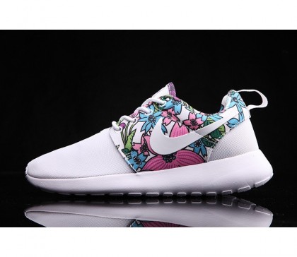Nike Roshe One Print pour Femme Chaussures Blanche Floral 599432-113